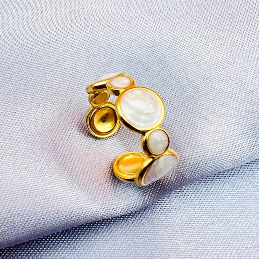 Adjustable decor cuff ring - Picture 2 of 3